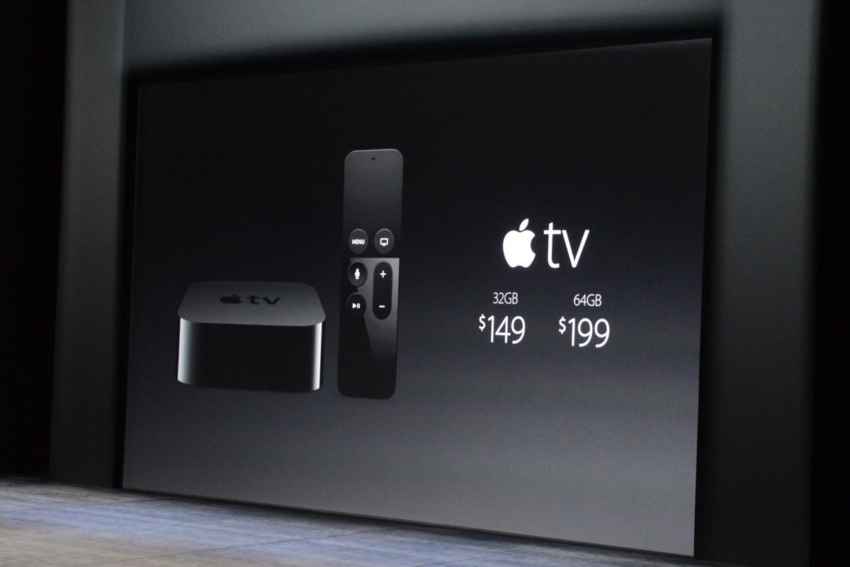 Включи apple tv. Apple TV 64g. Apple TV 2012. Apple TV новая. Эпл ТВ В интерьере.